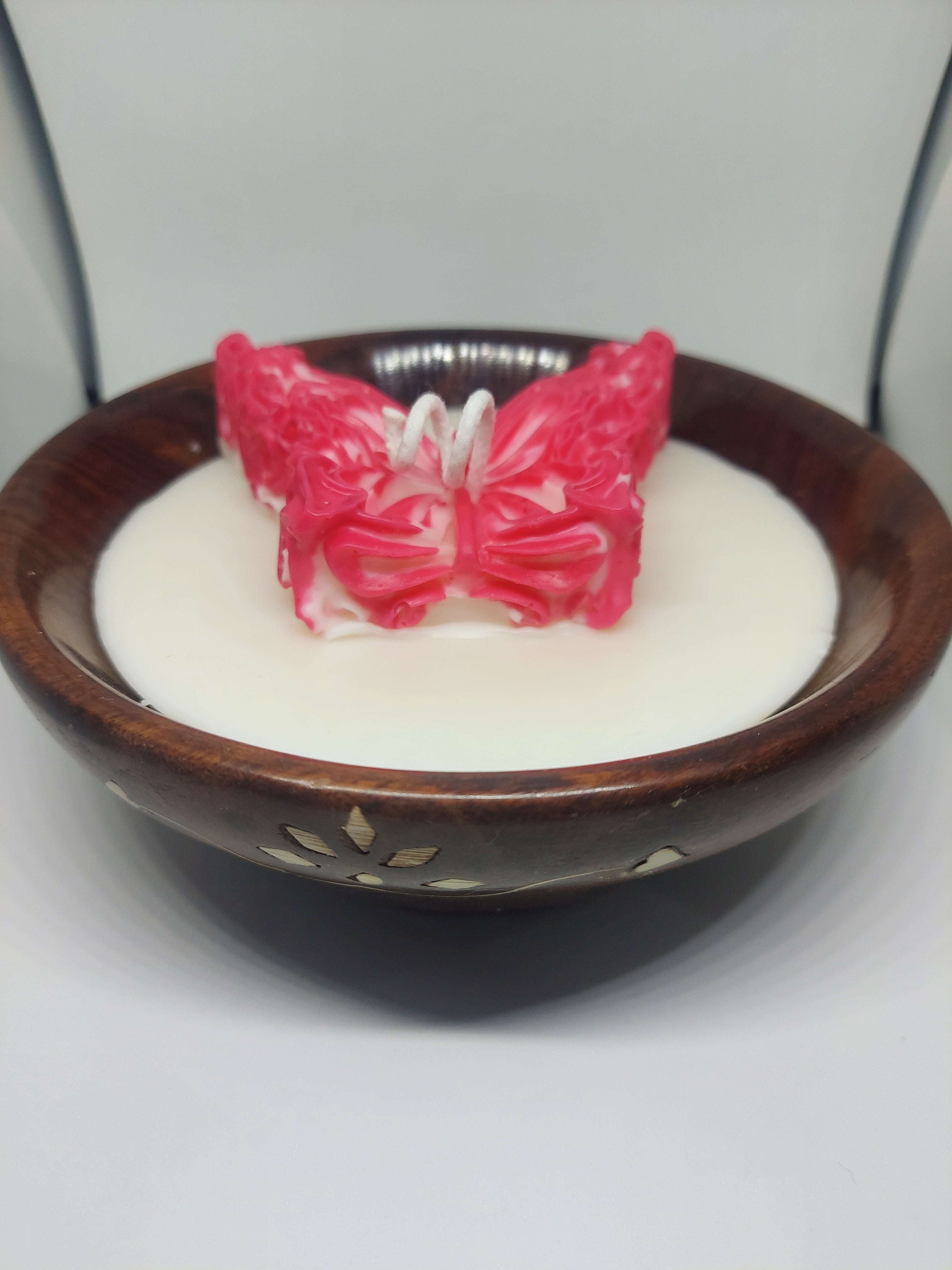 Handcrafted Soy Wax Candle in Wooden Bowl – Butterfly Editio