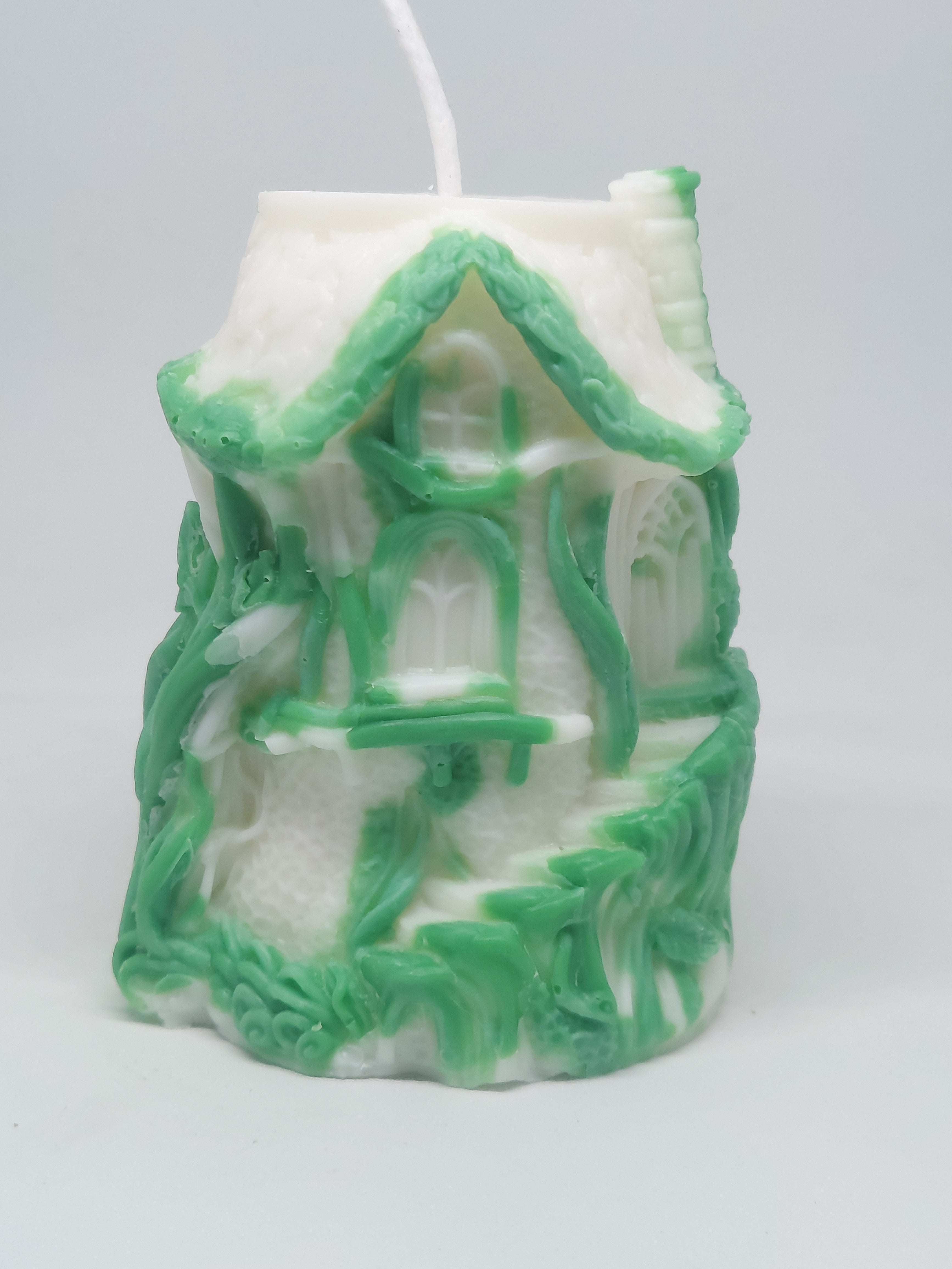 Treehouse candle