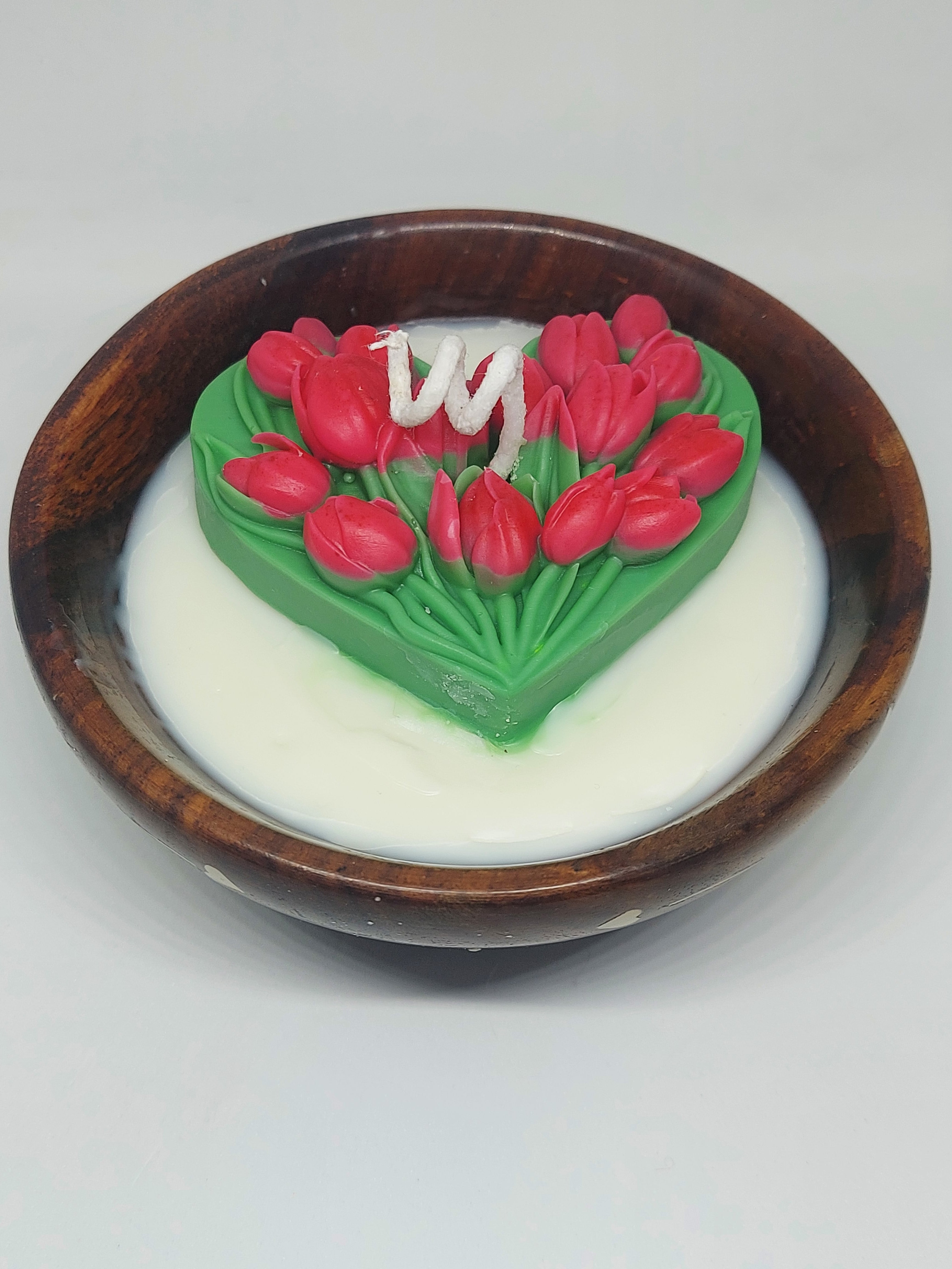 Tulip Heart Candle
