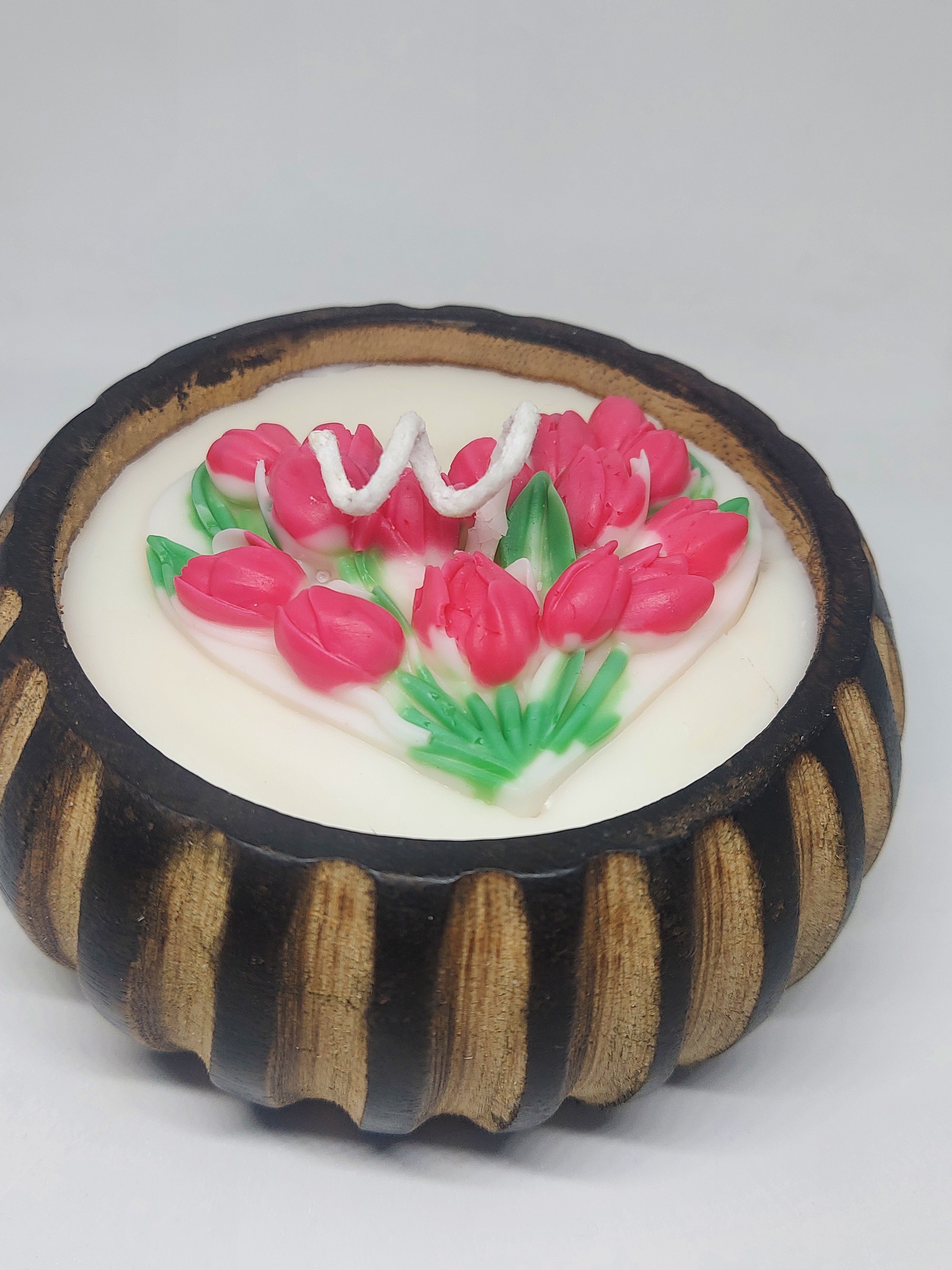 Tulip Heart Candle